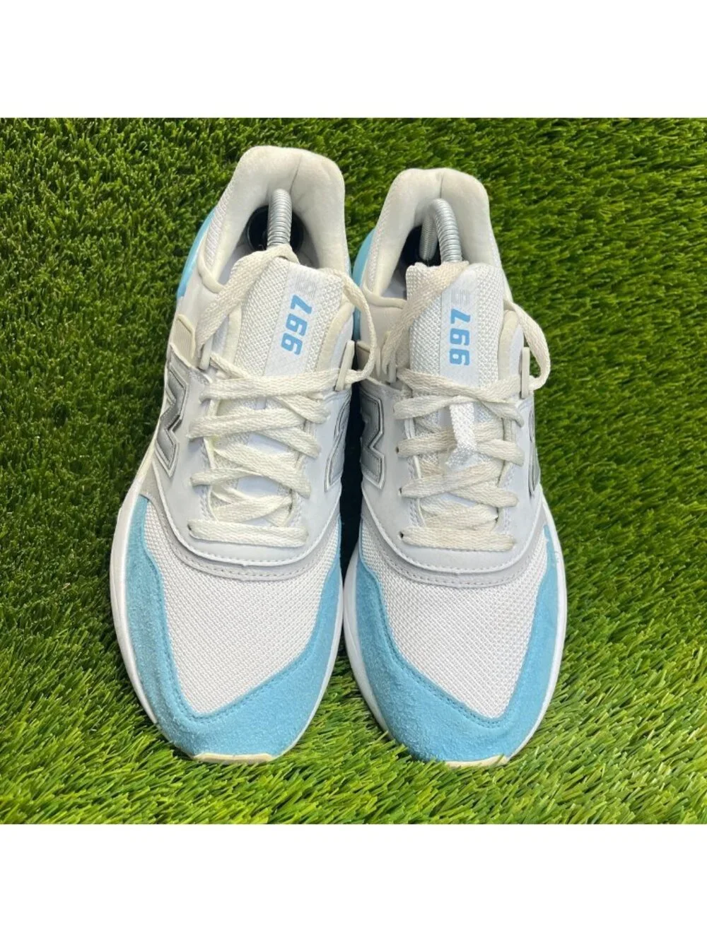 New Balance 997 Womens Size 9.5 White Blue Walking Running Shoes Sneakers